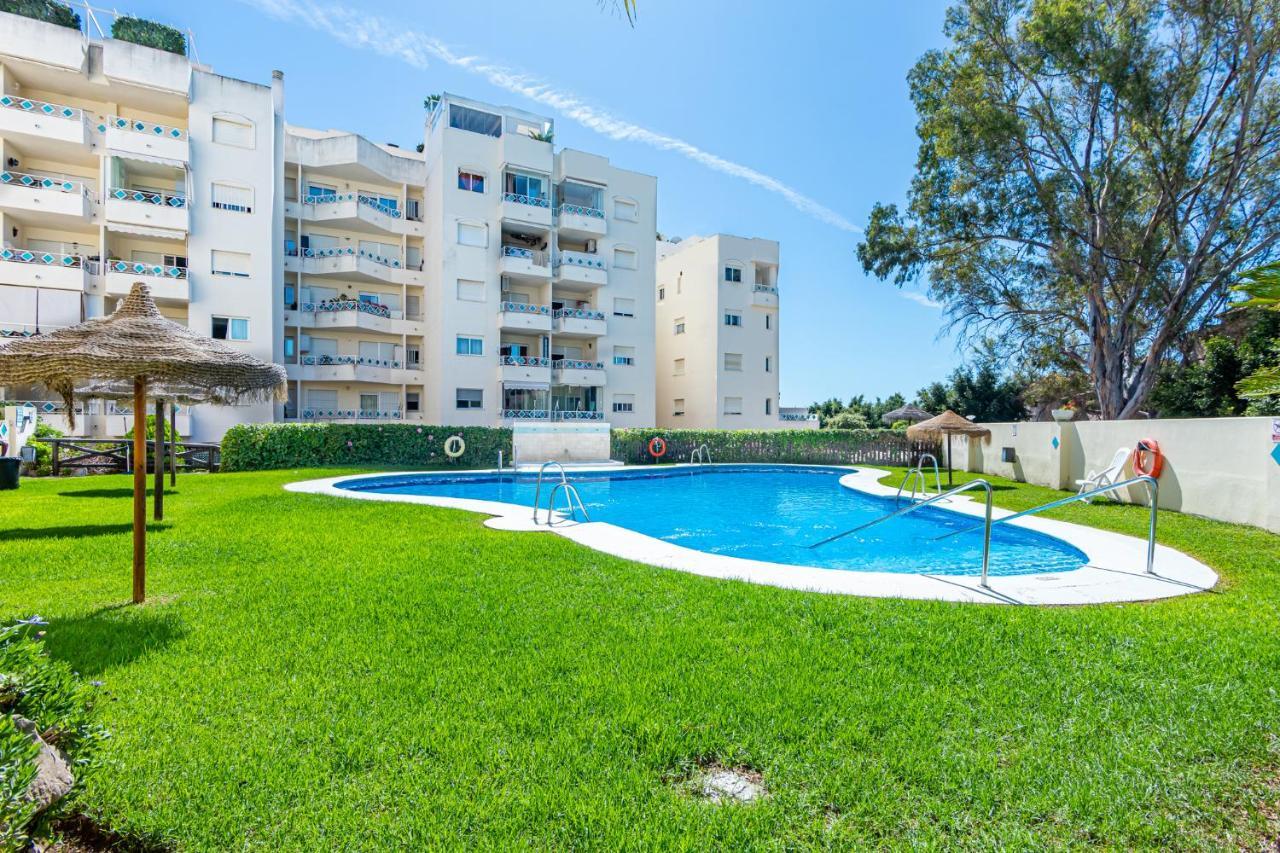 Sun & Sand Beach Apartment Marbella Dış mekan fotoğraf